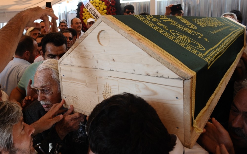 Baba Kolçaktan En Acı Veda