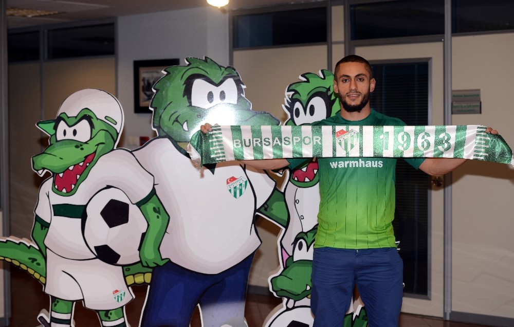 Barış Yardımcı, Bursaspora İmzayı Attı