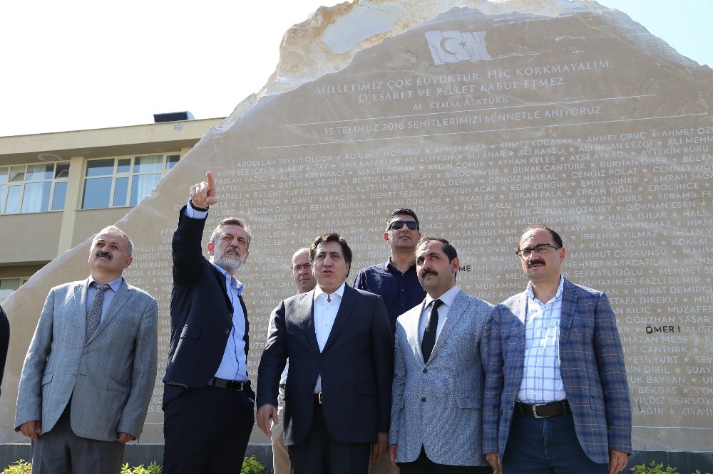 Btso, 15 Temmuz Destanını Anıtla Ölümsüzleştirdi