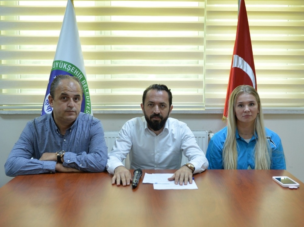 Bursa Büyükşehir Belediyespor, Iana Noskovayı Kadrosuna Kattı