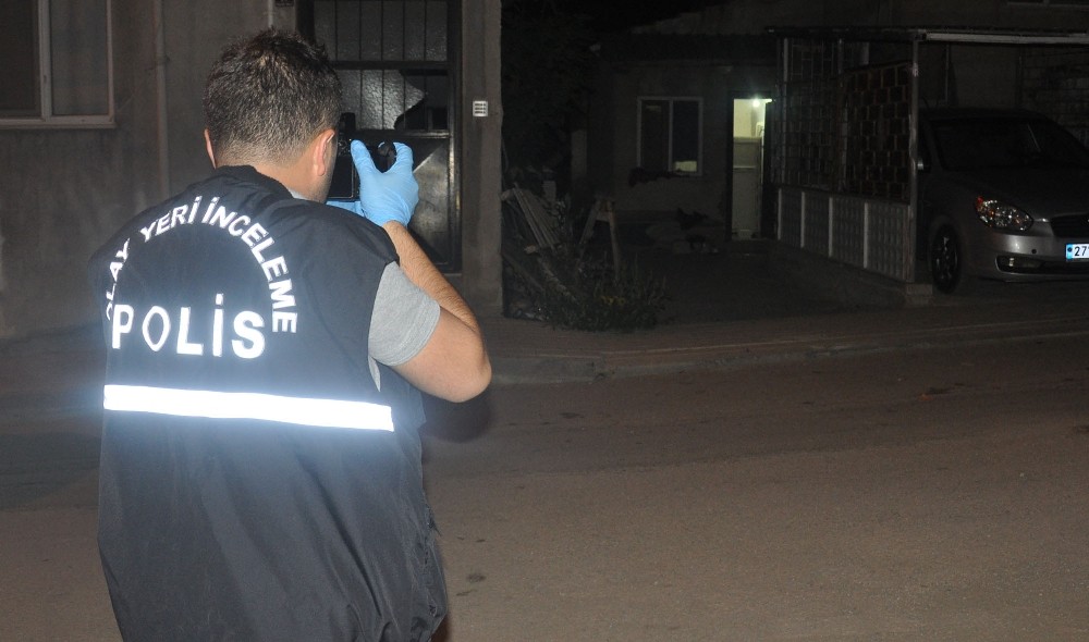 Bursada Bıçaklı Kavga: 3 Yaralı