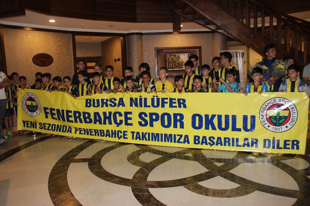 Bursadan 6 Öğrenci Fenerbahçe Akademisine Seçildi