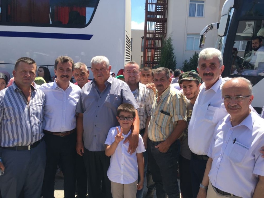 Bursalı Hacılar Dualarla Uğurlandı