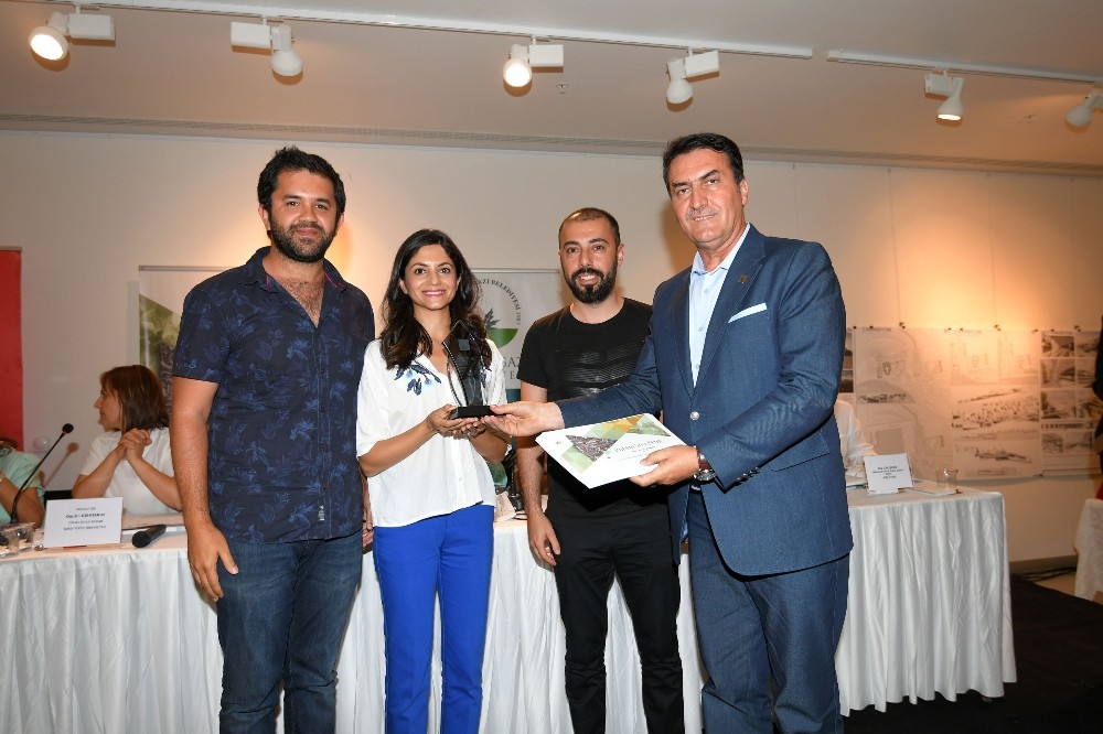 Çekirge Meydanı Değerine Kavuşuyor