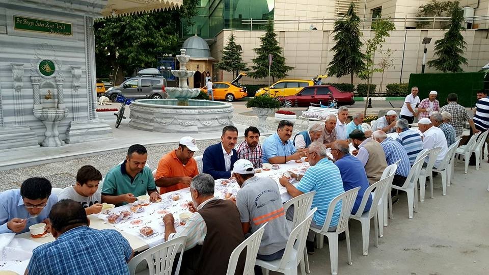 Gemlik Belediyesinden Çorba İkramı