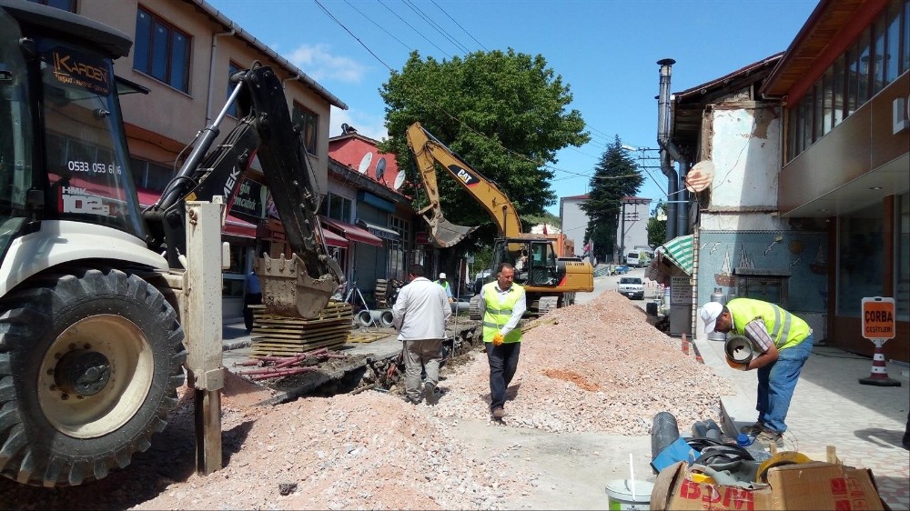 Keleste Asbestli İçme Suyu Hattı Yenileniyor