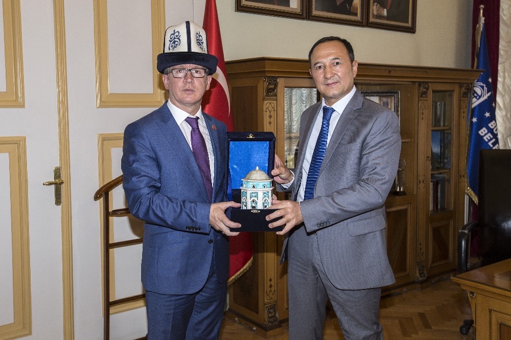 Kırgız Başkonsolostan Büyükşehire Ziyaret