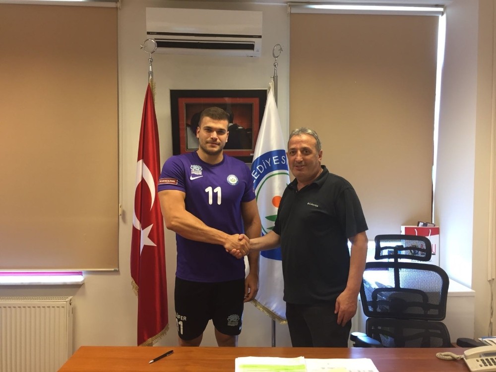Nilüfer Belediyespor Lige İddialı Hazırlanıyor