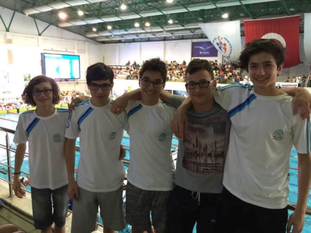 Nilüferli Yüzücüler Başarıya Kulaç Attı