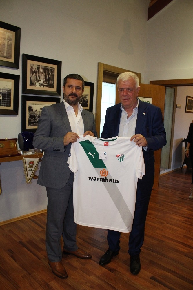 Onur Marketten Bursaspora Nezaket Ziyareti