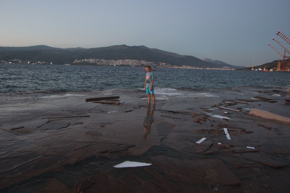 (Özel Haber) Bursa Sahillerinde Çevre Felaketi…