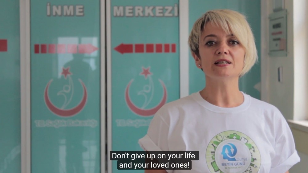 Sağlıkçılar Çektikleri Kliple Felce Dikkat Çekti