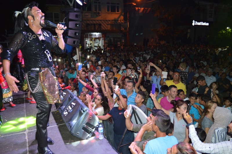 Yenişehirde Roman Gecesi