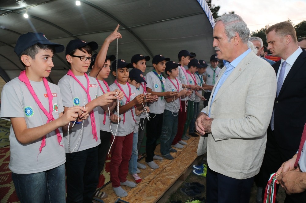 Altepe Kamp Ateşini Yaktı