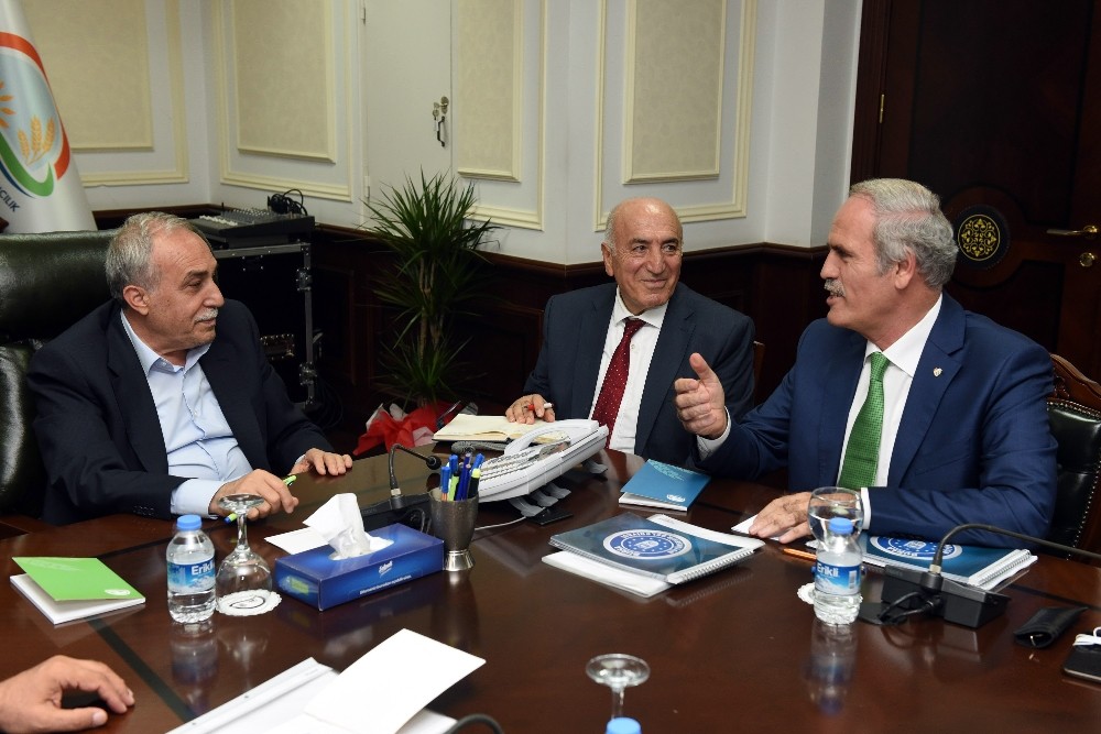 Bakan Fakıbabadan Kırsal Kalkınmaya Tam Not