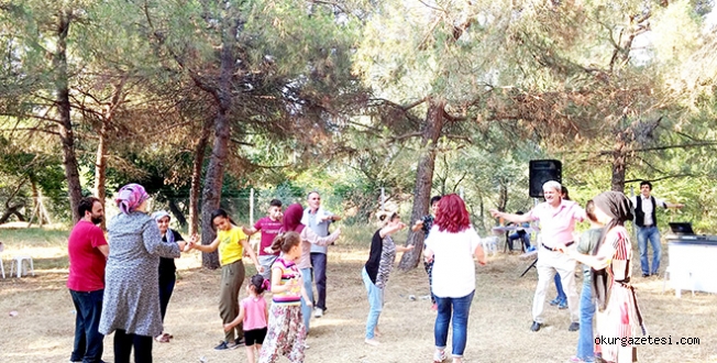 BERBERLER VE KUAFöRLER PiKNiKTE BULUŞTU