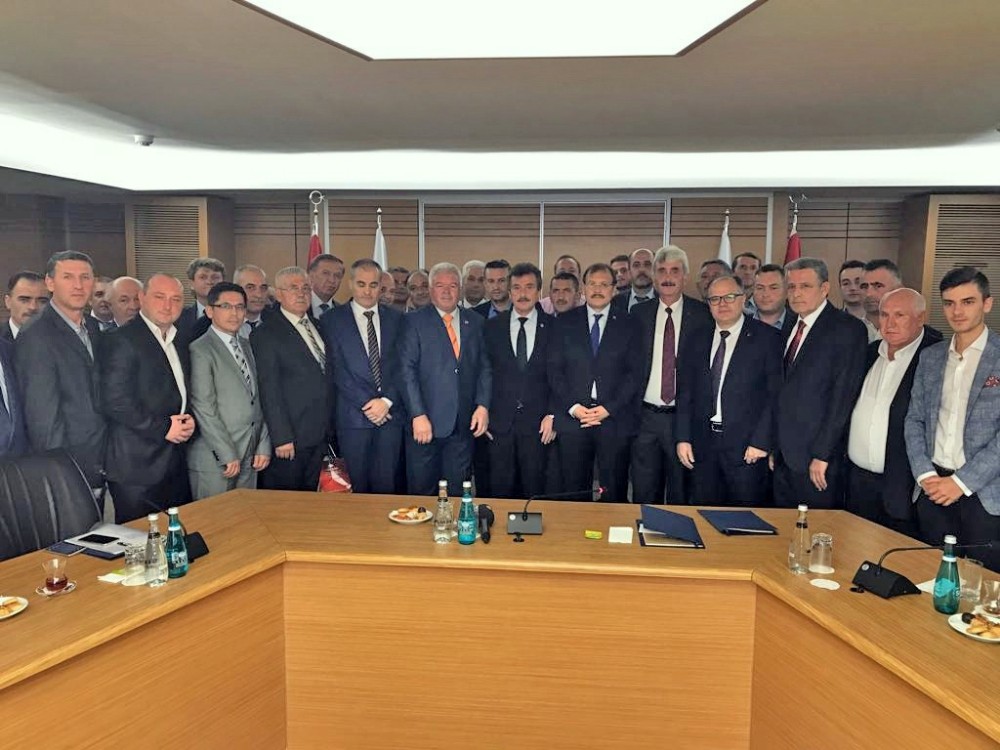 Çavuşoğlundan Yenişehire Destek Sözü