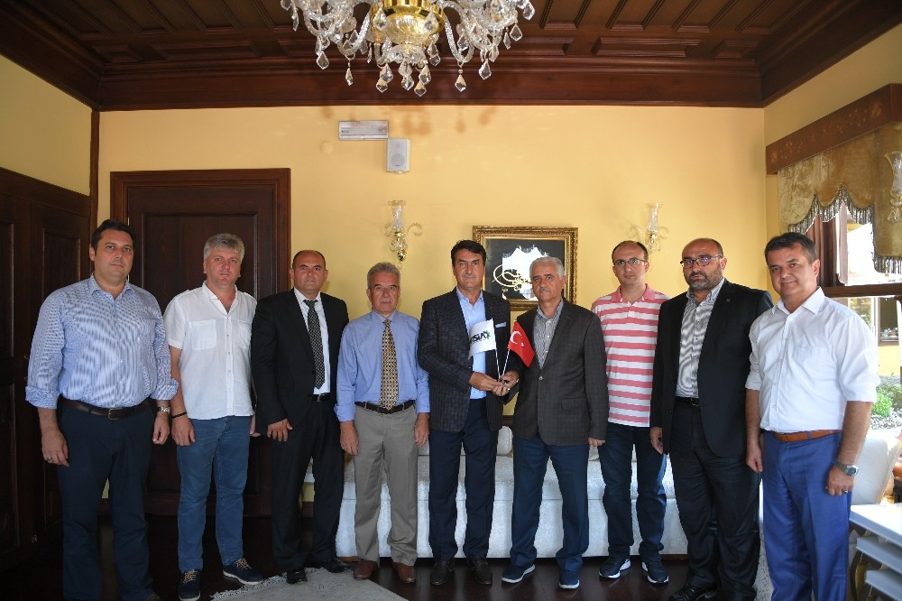 Dündar Batısiada Üye Oldu