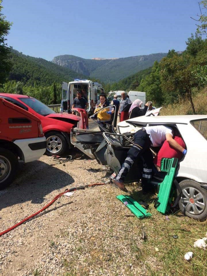 Hatalı Sollama: 2Si Ağır 10 Yaralı