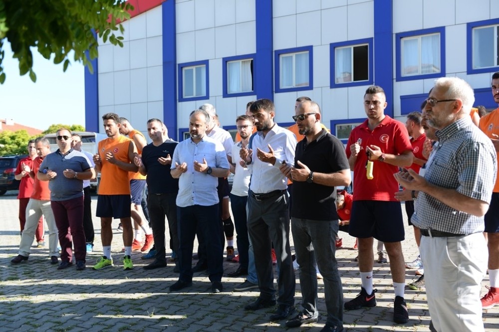 İnegöl Belediyespor Sezonu Açtı