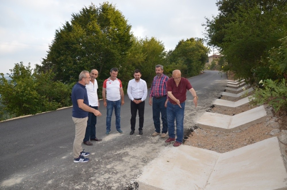 İznik Kırsalı Sıcak Asfaltla Donatıldı