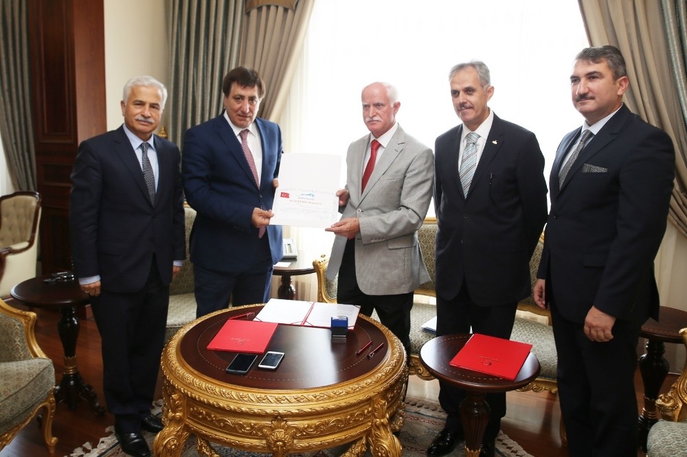 Mudanyaya Tatbikat Camii