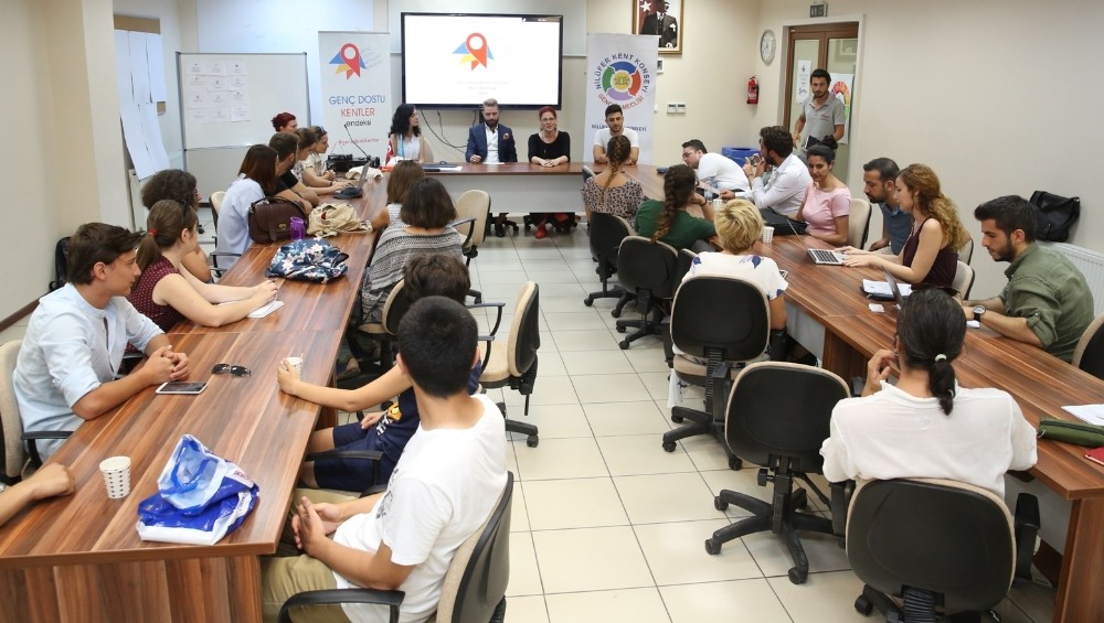 Nilüferin Gençliğini Raporlayacaklar