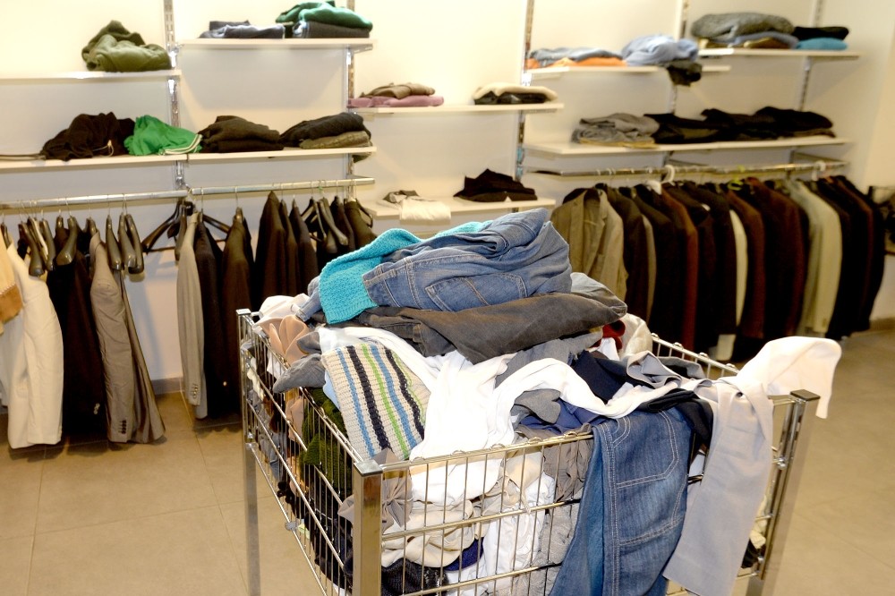 “Sevgi Mağazası” Bayram Öncesi Yüzleri Güldürüyor