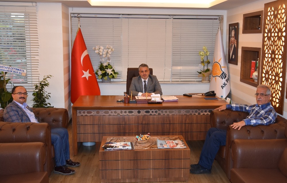 Ak Parti Bursa İl Başkanı Ayhan Salman:dava Dostlarımızın Teveccühü Bizi Sevindiriyor”