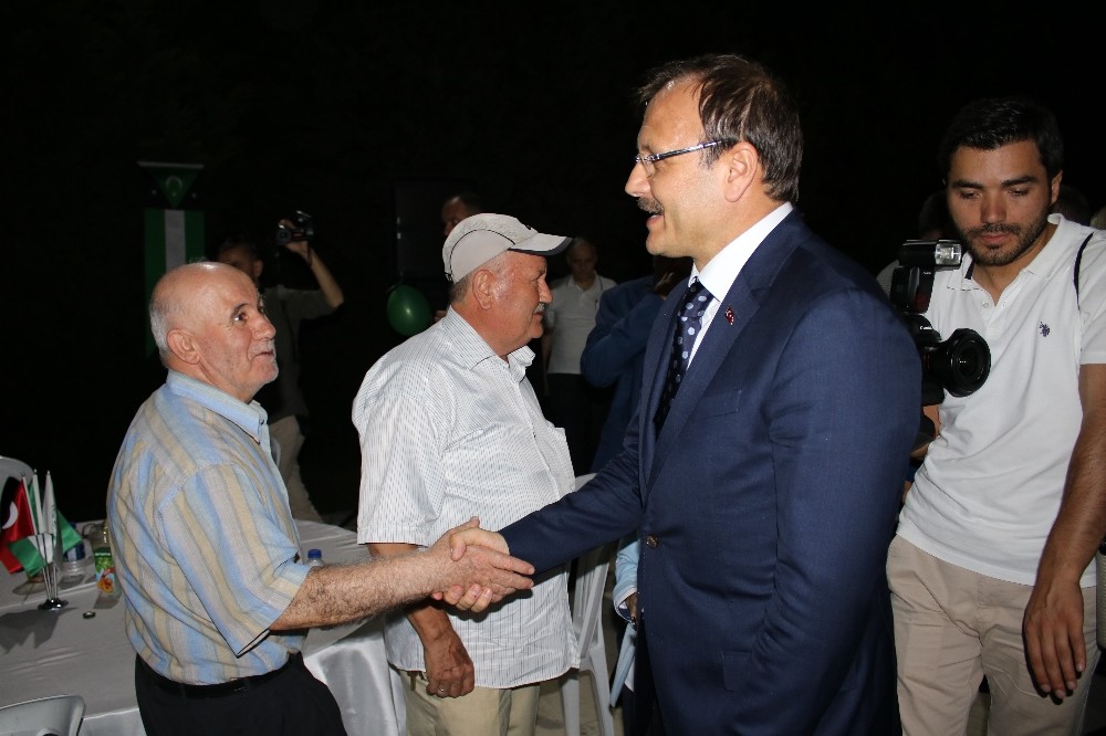 Başbakan Yardımcısı Çavuşoğlu: “Türkiye Sığınılacak Tek Liman”