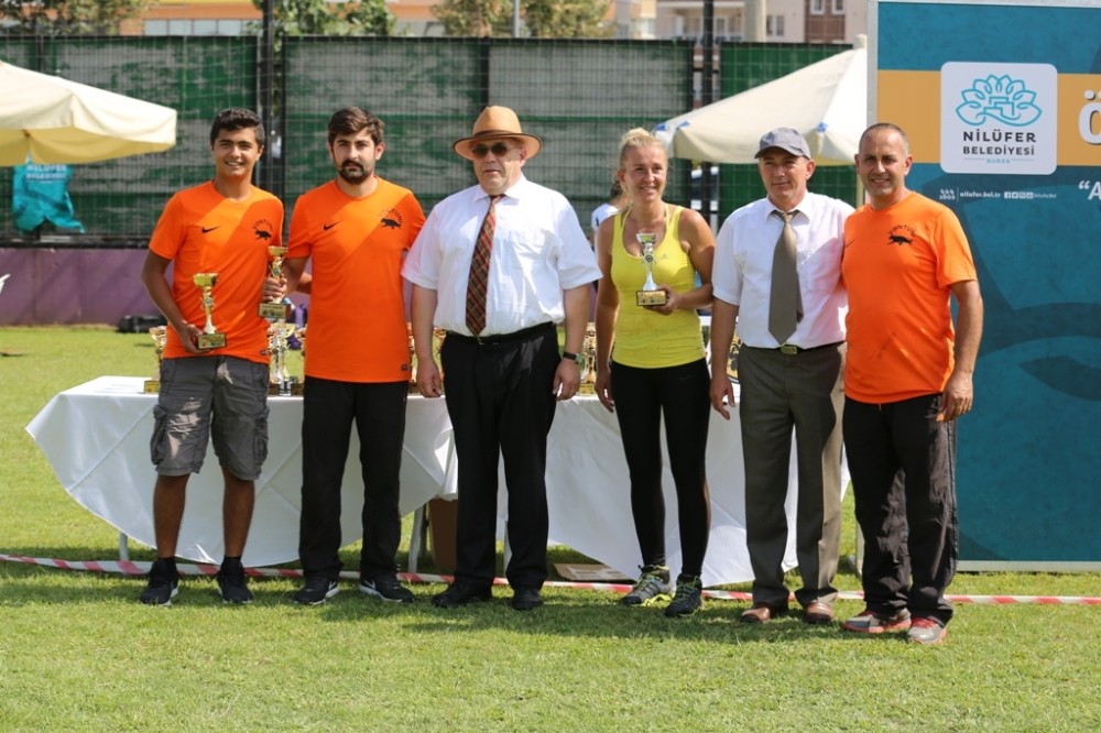 Bu Yarışın Geliri Sokak Hayvanlarına