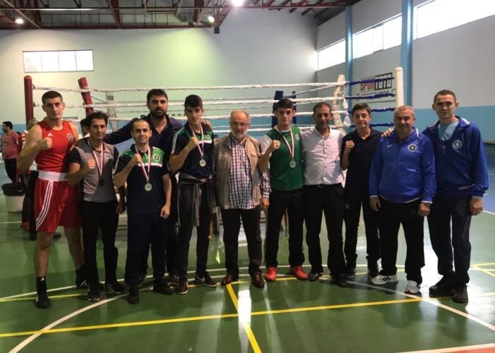 Bursa Büyükşehirin Boksörleri Ringin Tozunu Aldı