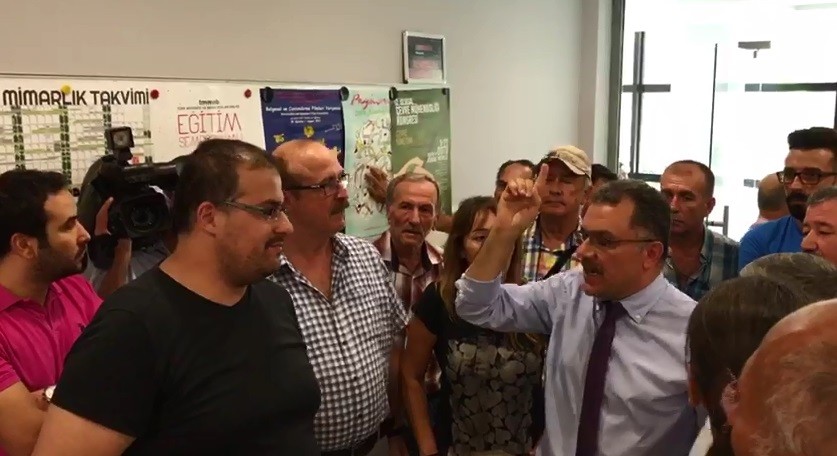 Bursada Vatandaş Kentsel Dönüşümün Mahkeme Kararıyla Durdurulmasına İsyan Etti