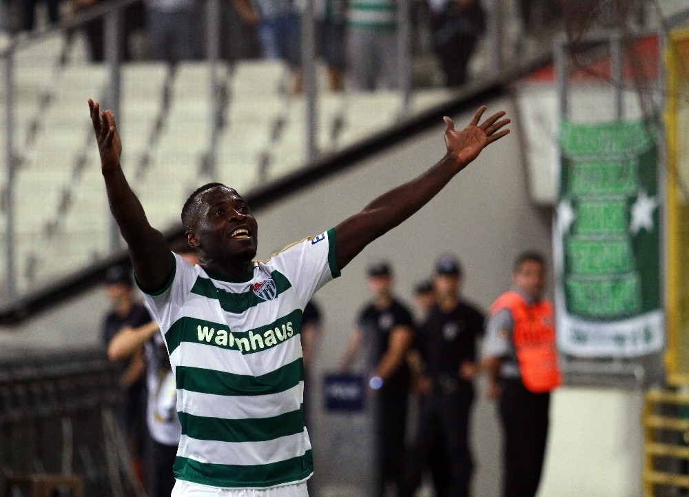 Dzon Delarge Küllerinden Doğdu