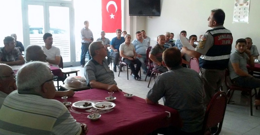 Jandarmadan Okul Servisi Sürücülerine Eğitim