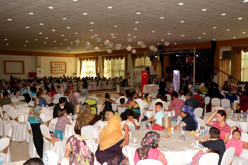 Karacabey Belediyesinden Toplu Sünnet Şöleni