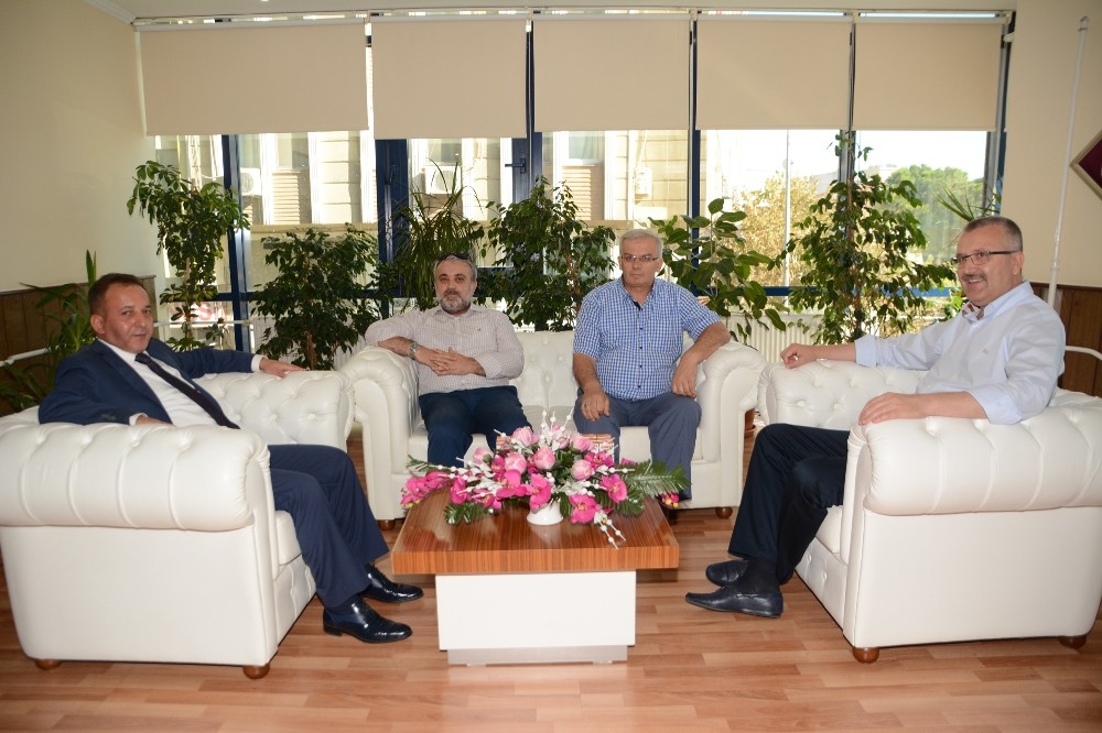 Karacabeyin Otopark Meselesi Çözülüyor