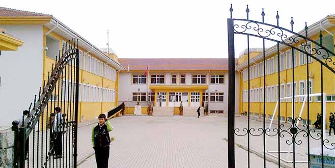 YUNUS EMRE LiSESi MESLEK LiSESi OLDU