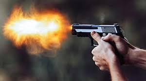 ASKER UĞURLAMADA MAGANDA DEHŞETİ