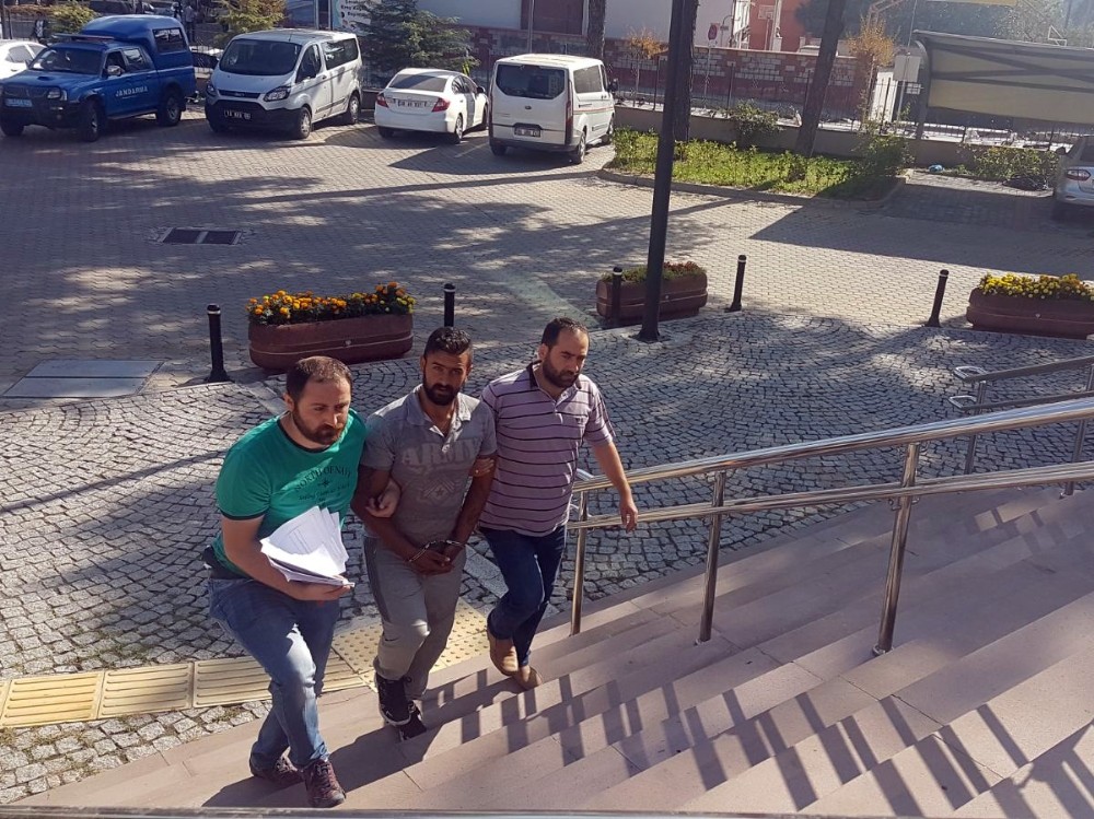 Öğrencileri Hedef Alan Zehir Tacirlerine Suçüstü