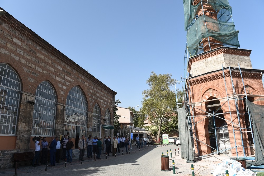 Şadırvanlı Minare Restore Ediliyor