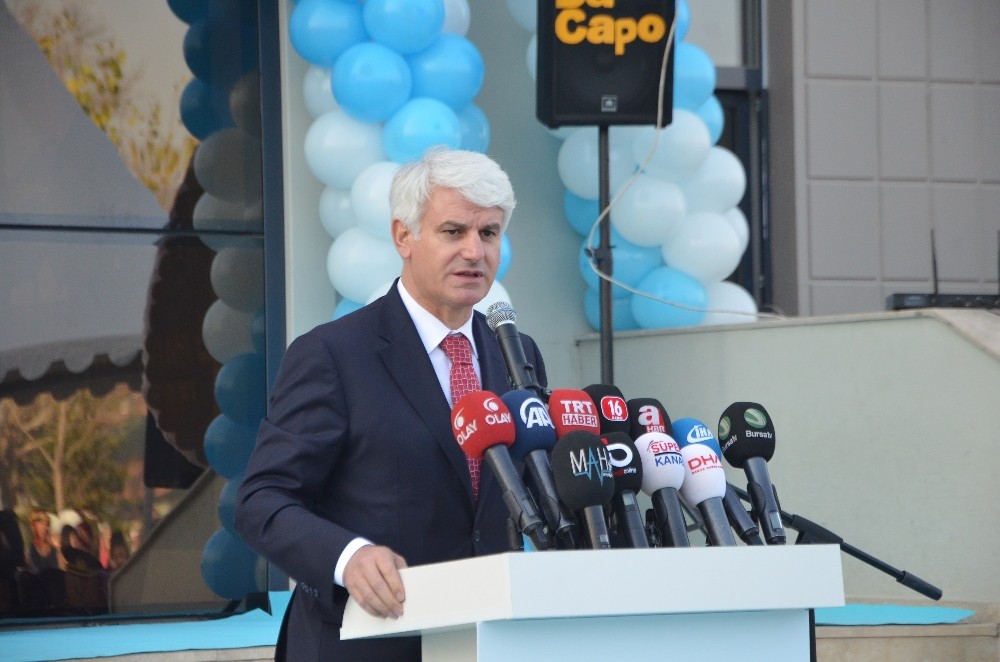 Şahin: “Türkiye Geleceğe Umutla Bakıyor”