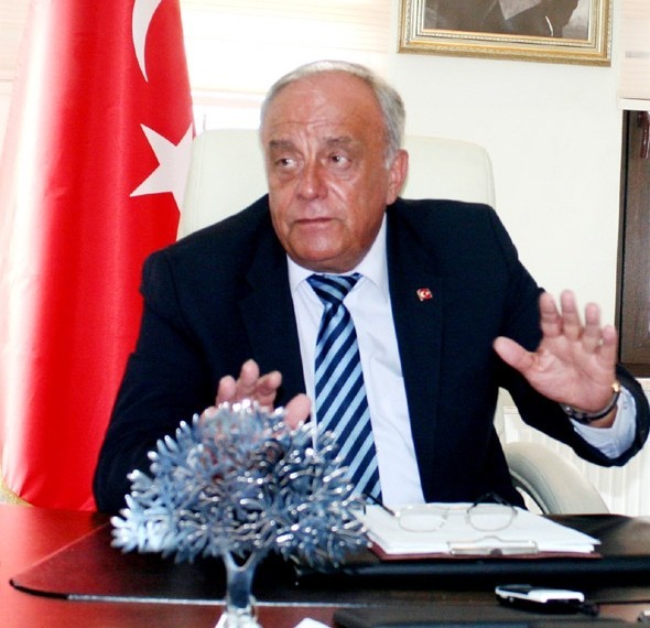 Ustadan Türkyılmaza “Hodri Meydan”