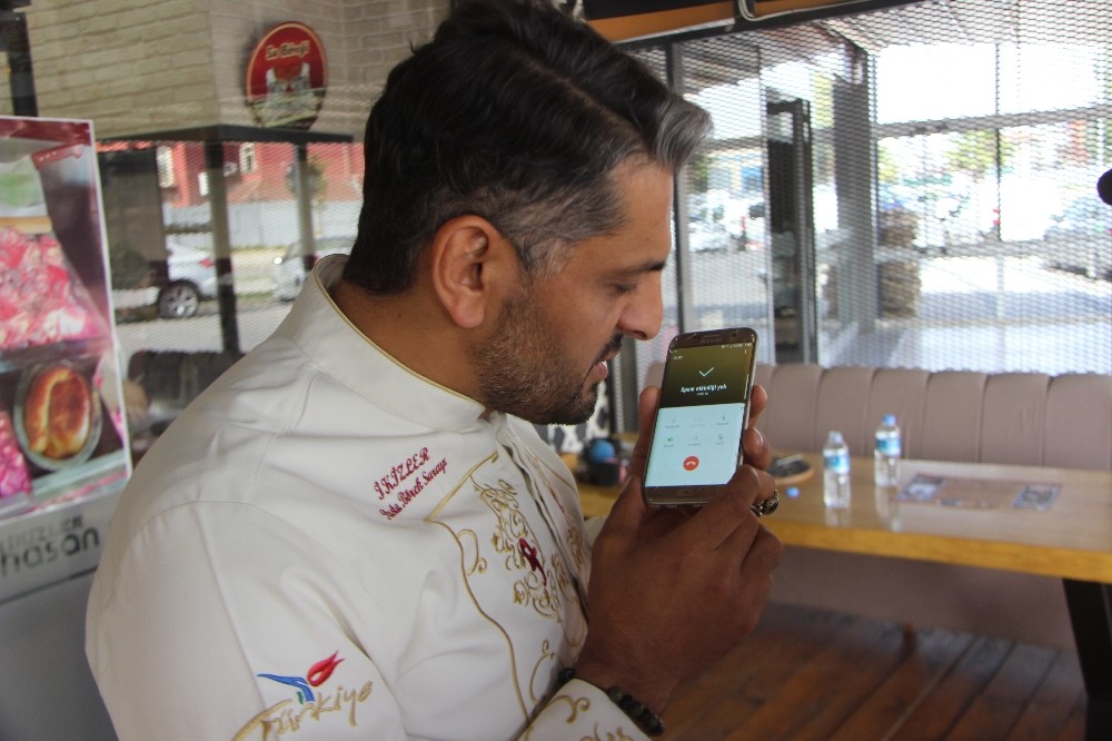 Yangın Söndürmeye Gelen İtfaiyeciler Böreklerle Karşılandı