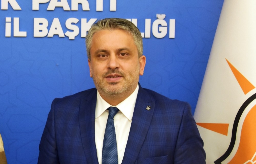 Ak Parti Bursa Teşkilatları Büyükşehir Başkanlığı İçin Temayüle Gidiyor