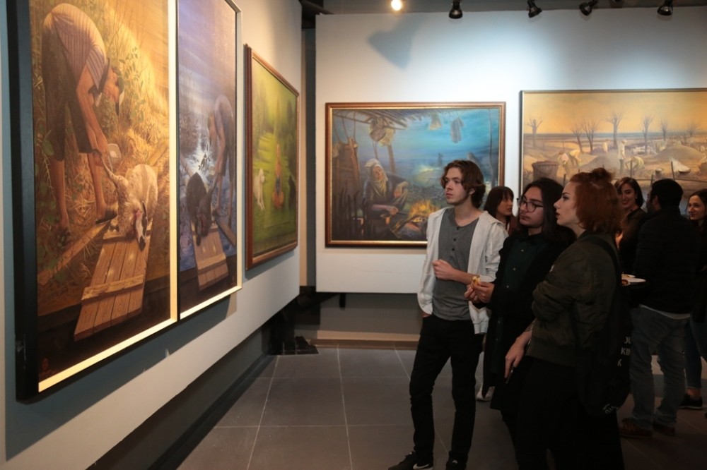 Ayanın “Bursa Retrospektifi” Sergisi Kapılarını Açtı