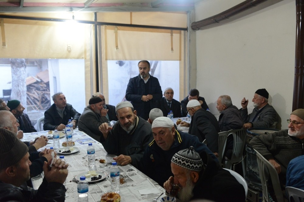 Bereket Sofraları Başladı