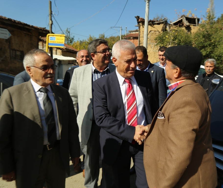 Bozbey: “Kırsal Mahallelerin Sorunlarını En Aza İndireceğiz“