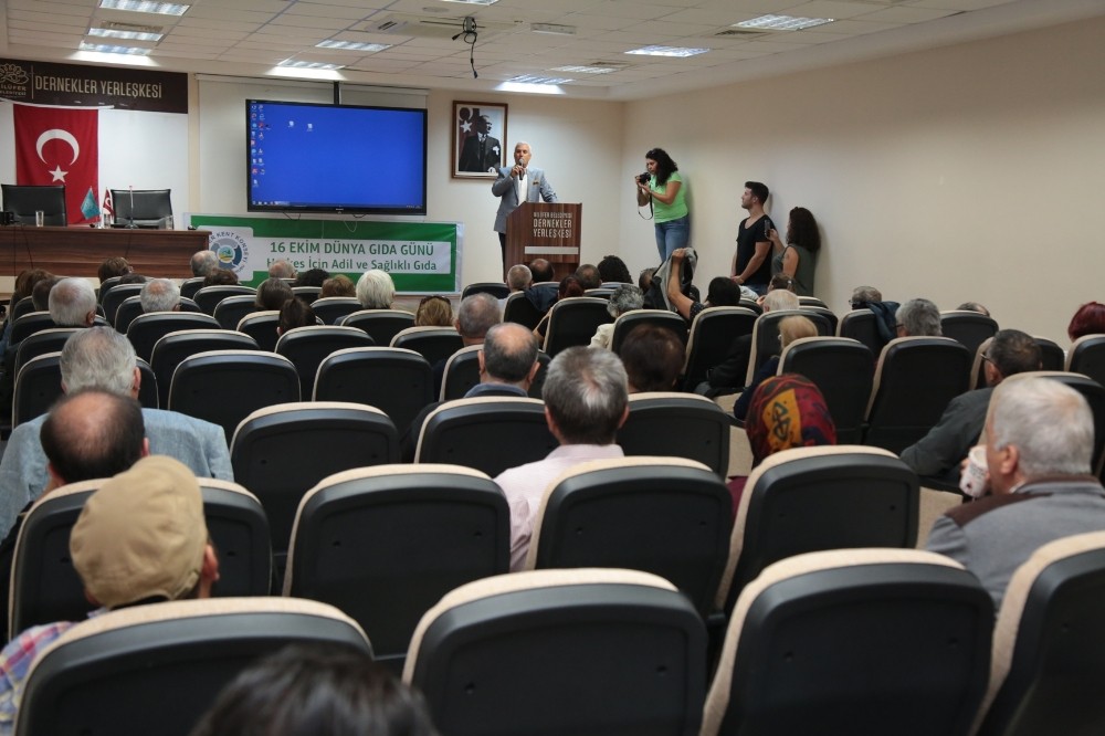 Bozbey: “Toprağı O Kadar Hırpaladık Ki Kendini Yenileyemiyor”