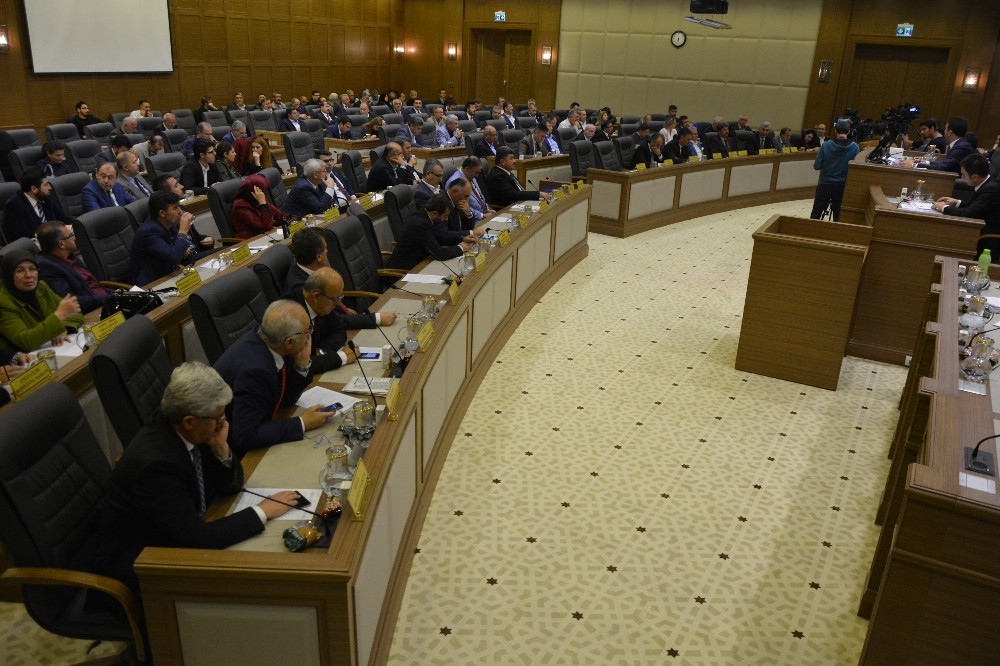 Bursada İstifadan Sonra İlk Meclis